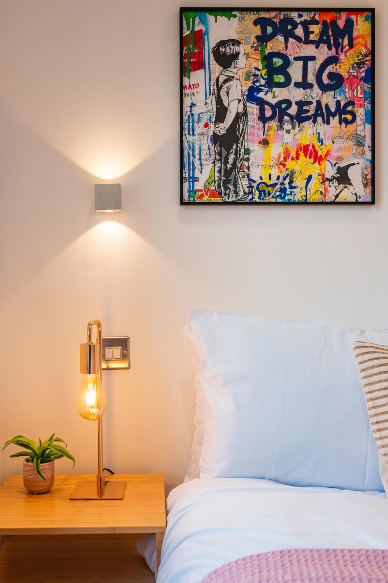 Appartement Urban Haven A Central Modern Gem *